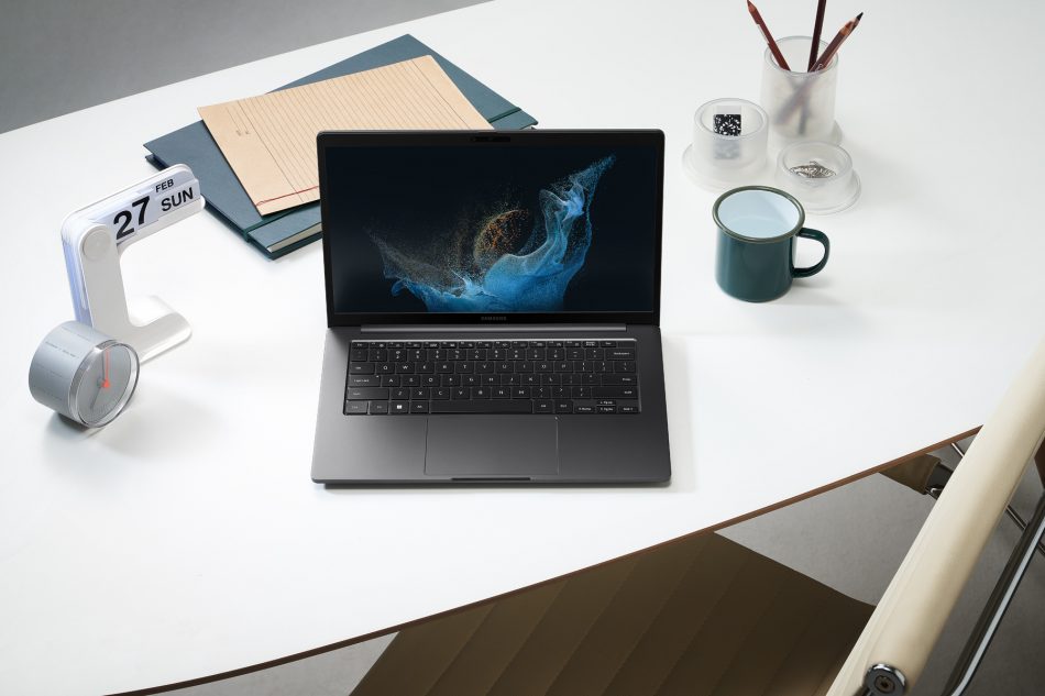 Galaxy Book2 Pro 360 does not see WiFi 6E SSID 001_galaxy_book2_business_lifestyle-950x633.jpg