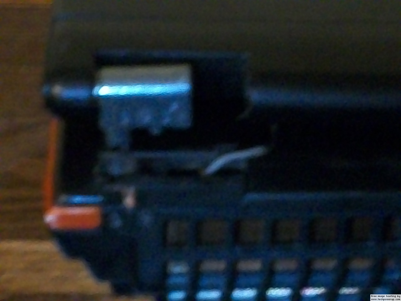My laptop is broken and i dont know how to fix it 025.jpg