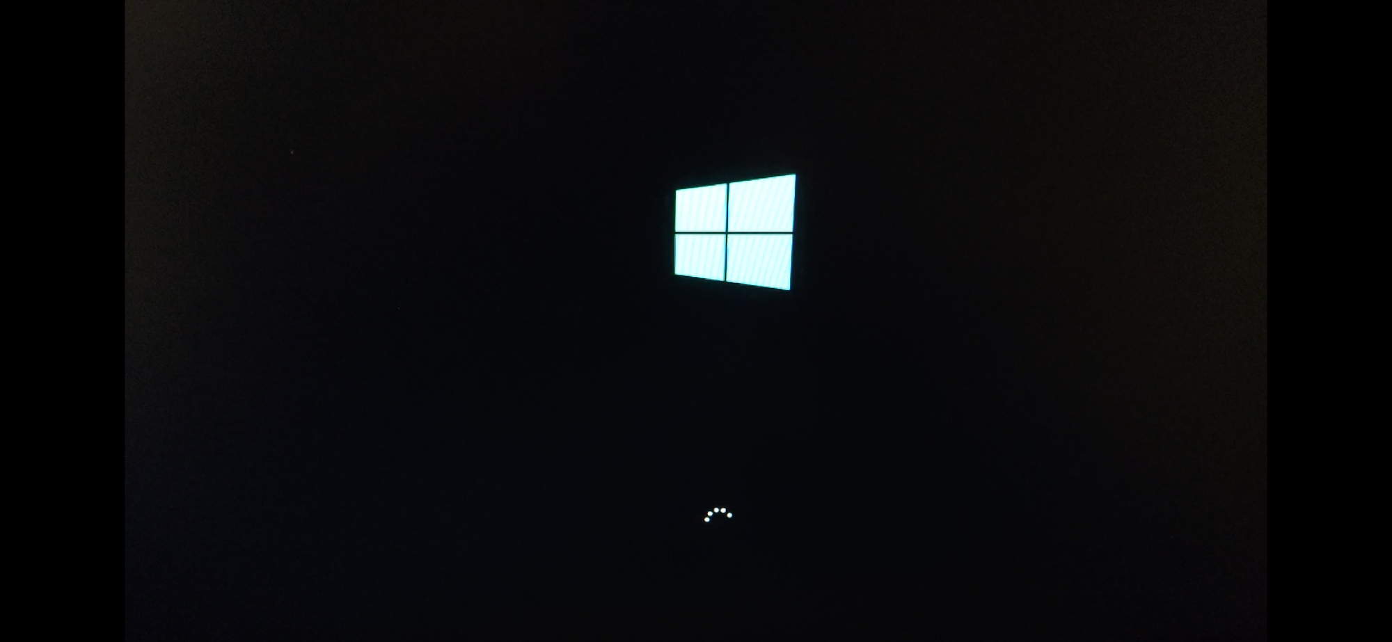 I can't open my Windows 10 pc!!! 02e47c4b-3fbd-435f-900c-22a0c3a588a9?upload=true.jpg