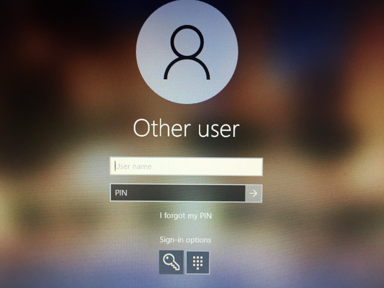 Windows 10 Pro 20H2 : Cannot log in with a local administrator account using "Other User"... 03107694-0cf9-4411-98cb-8ae2cbc5669e?upload=true.jpg