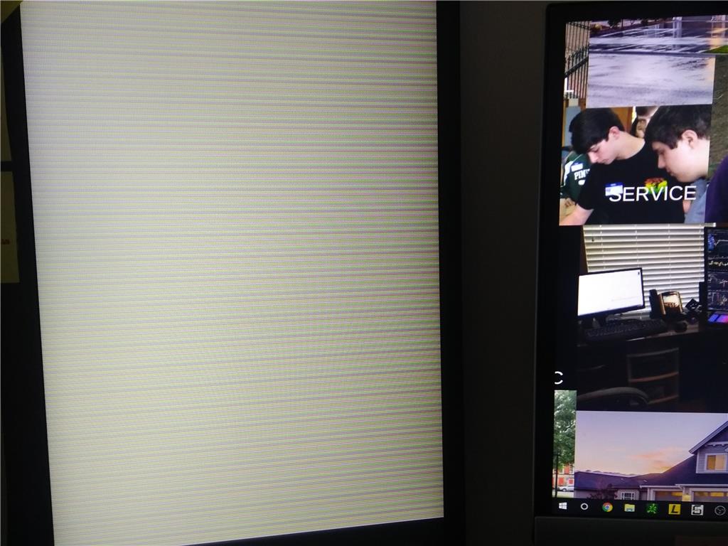 Windows 10 Lock screen glitches / Desktop glitches when leaving computer awake for more... 07aae271-067b-4736-90fb-f01b34140425.jpg