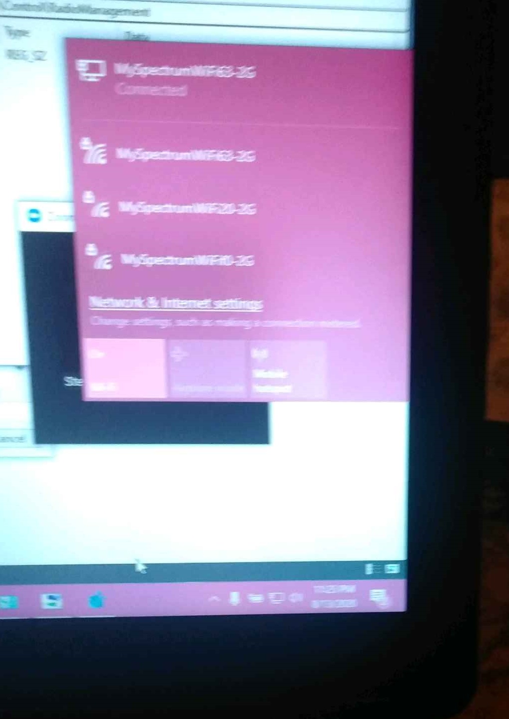 Laptop WiFi just turned off, will not let me turn it back on, says no WiFi networks found 08de0f07-f11f-4aec-9a64-1568b501414f?upload=true.jpg