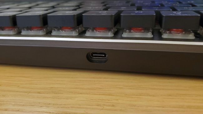 Cooler Master SK621: bàn phím cơ không dây nhỏ gọn, thiết kế đẹp 0e8e8903-9ece-4e5e-95a8-12c606a5ba4f?upload=true.jpg