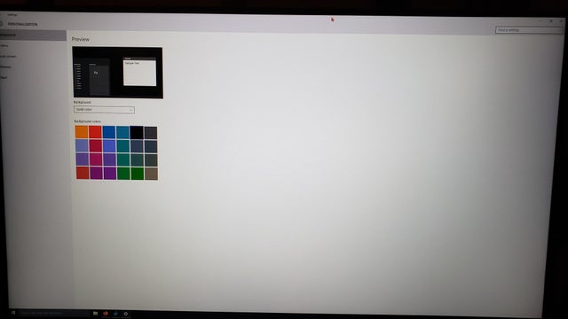 Why are all the options gone? This is horrendous. The black screen is my 4 year old pc... 0rEoW5XBPltSBW3WLZZneORlwaZRlPLI26nORfBThls.jpg