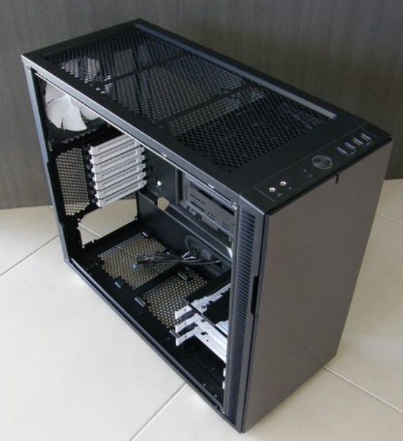 can i upgrade my old laptop with pentium t3400 and 2 gb ram to custom win 11 iso 0t-upgrade-hardware-my-beloved-5-year-old-custom-made-win-10-win-11-a-fractal-design-define-r5-1.jpg