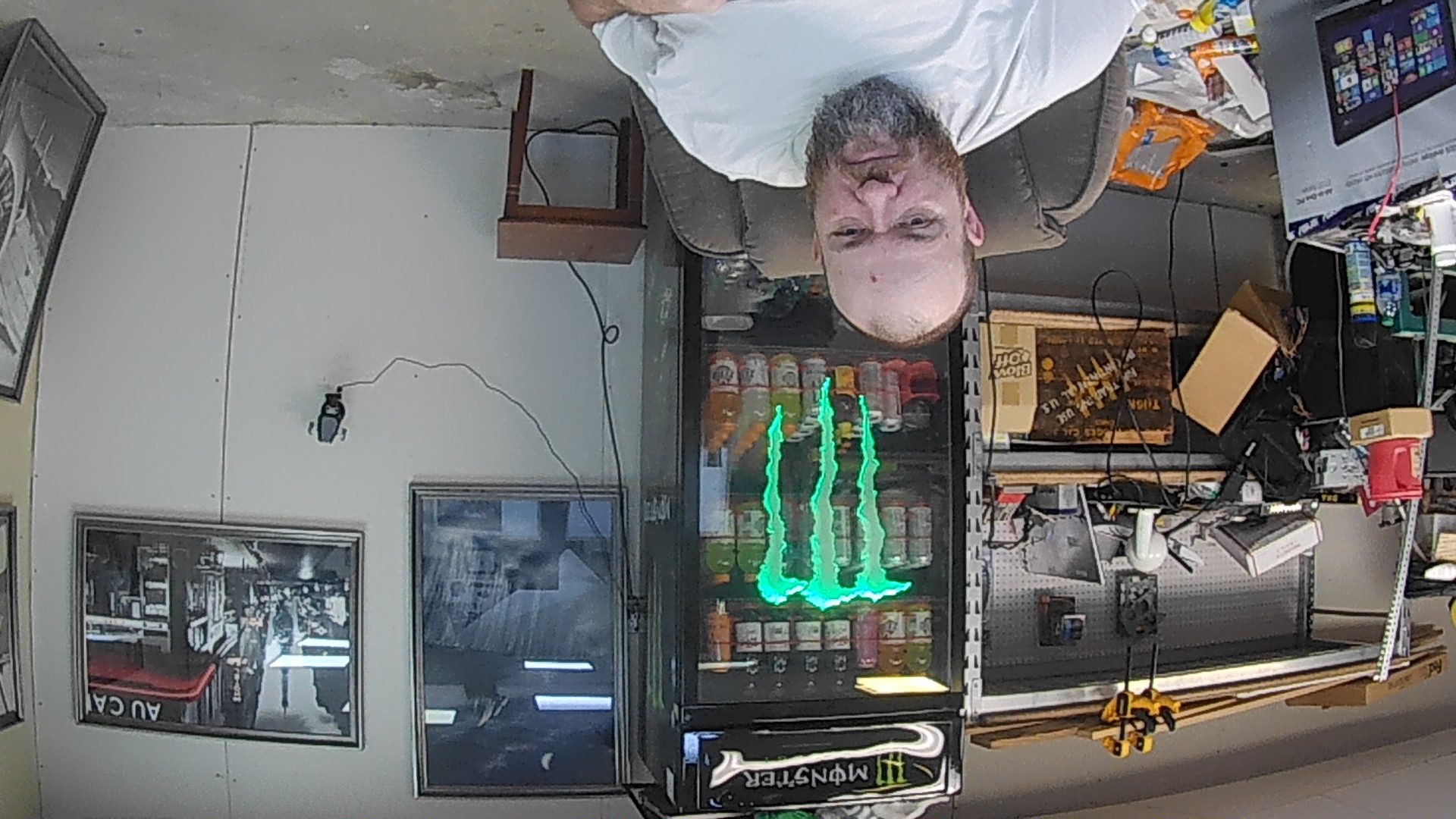 2 year old posts on camera orientation just ignored. 10b1dca1-b71e-47fa-831a-d8864819fe71?upload=true.jpg