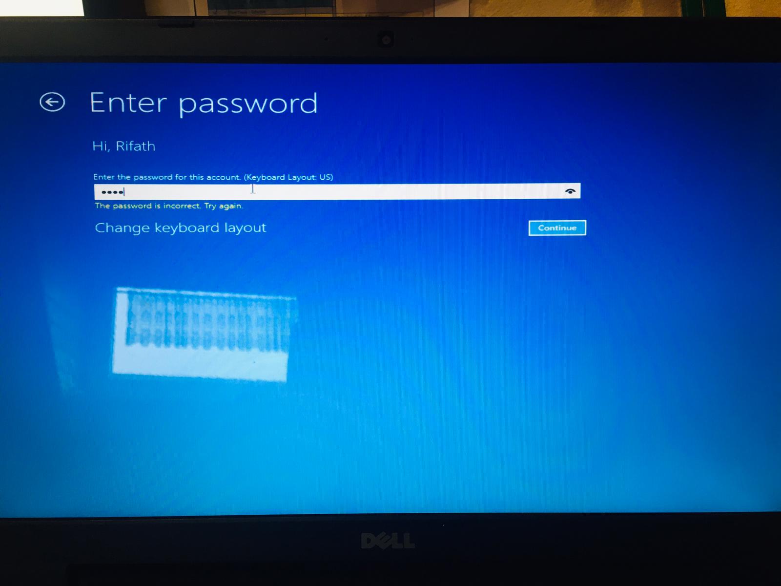 Windows 10 Incorrect password error with a blue screen 10d5ad59-a943-4f56-92e6-11438d405cc5?upload=true.jpg