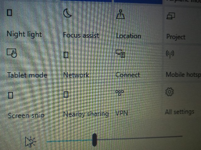 Windows settings icons turns to square , How can I fix it? 111011b0-9b19-4f61-841d-12a4206facde?upload=true.jpg
