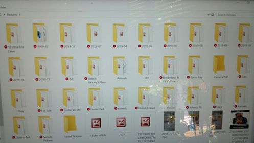 RED CROSS under status column along nearly all of my files???? 119d74bc-d4b8-453f-966d-364dca87ee96?upload=true.jpg