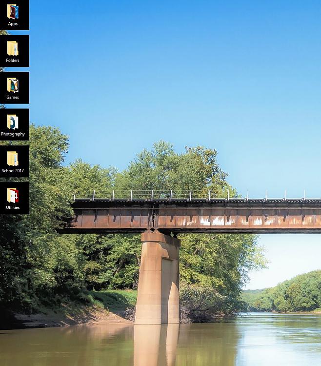 Desktop background goes black. Started with making a new folder, now hovering over icons... 133688d1494031935t-desktop-background-goes-black-capture.jpg