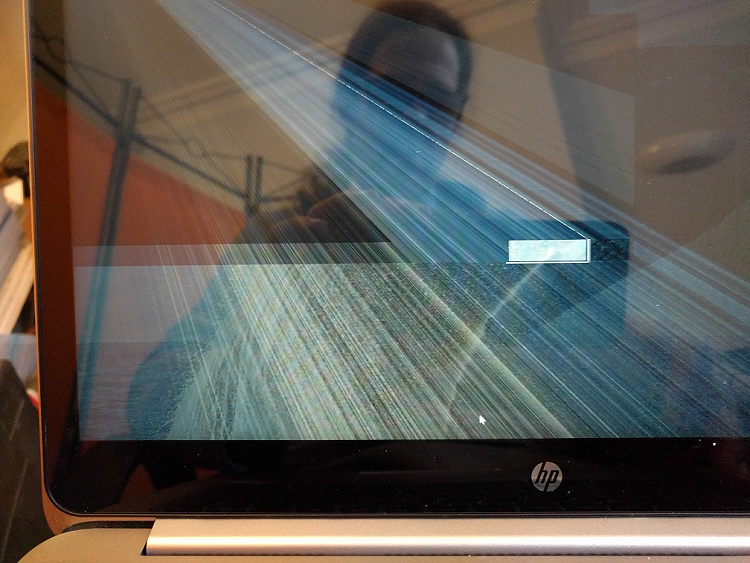 Hi, my friend gave me a hp elitebook 850 g3 without a operating system. I was trying to... 15076432t-corruption-display-windows-10-insider-17063-hp-elitebook-g3-1040-a-img_20180104_105314.png