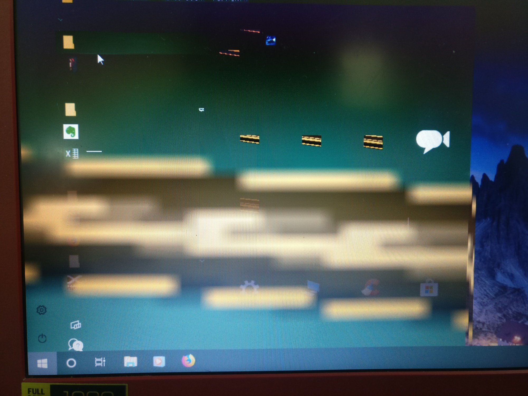 Display problem on my window 10 18aa9274-9252-4f63-afb8-82a31f812c73?upload=true.jpg