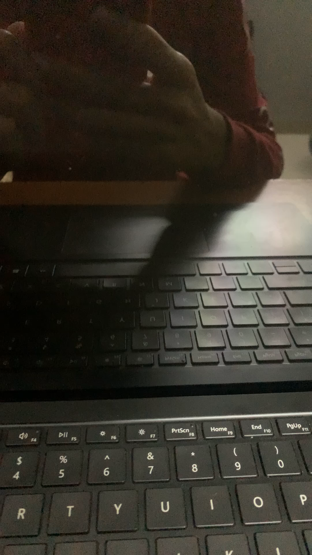 I need help. There’s an endless boot loop and the bitlocker page doesn’t come up. 1c1FEX0wxCMojYvN6teECGTOBeXGg87JvsjvUPkn5fU.png