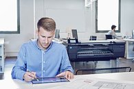 HP DesignJet 70 1sMU1nSR87zquHIK_thm.jpg