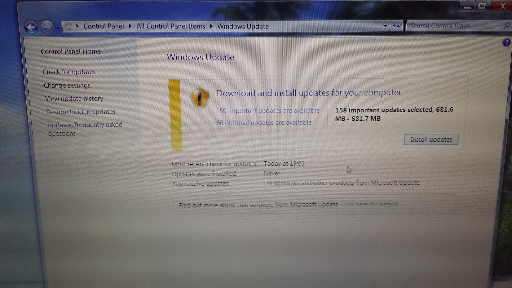 windows 10 updates will not all install - error on 3 and wants to reboot constantly, but... 20160416_190650-jpg.jpg