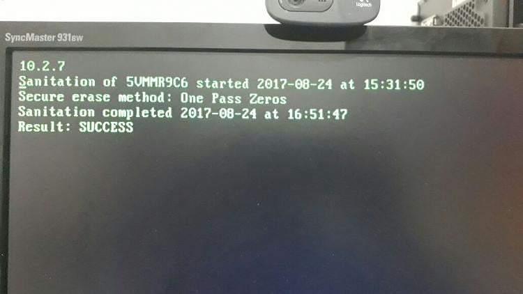 Booting with green and black random line 2784d1505143308t-booting-ssd-shows-black-screen-green-lines-47b61023-fa8e-4bb6-89b8-eda805f3cdc8.jpg