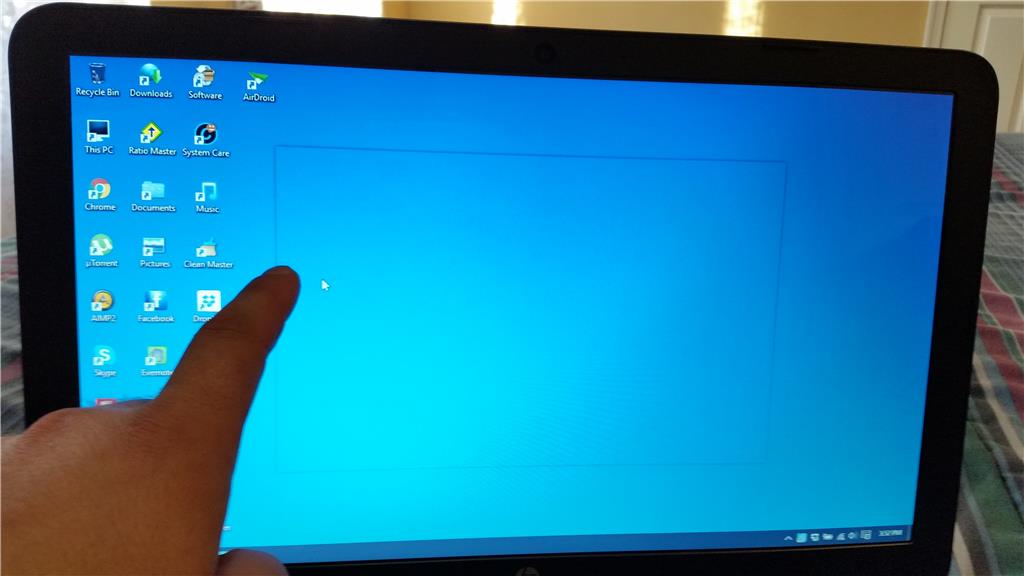 Does anyone know how to turn this thing off?? 29286914-1c68-42bd-87c4-8362b7da0924.jpg