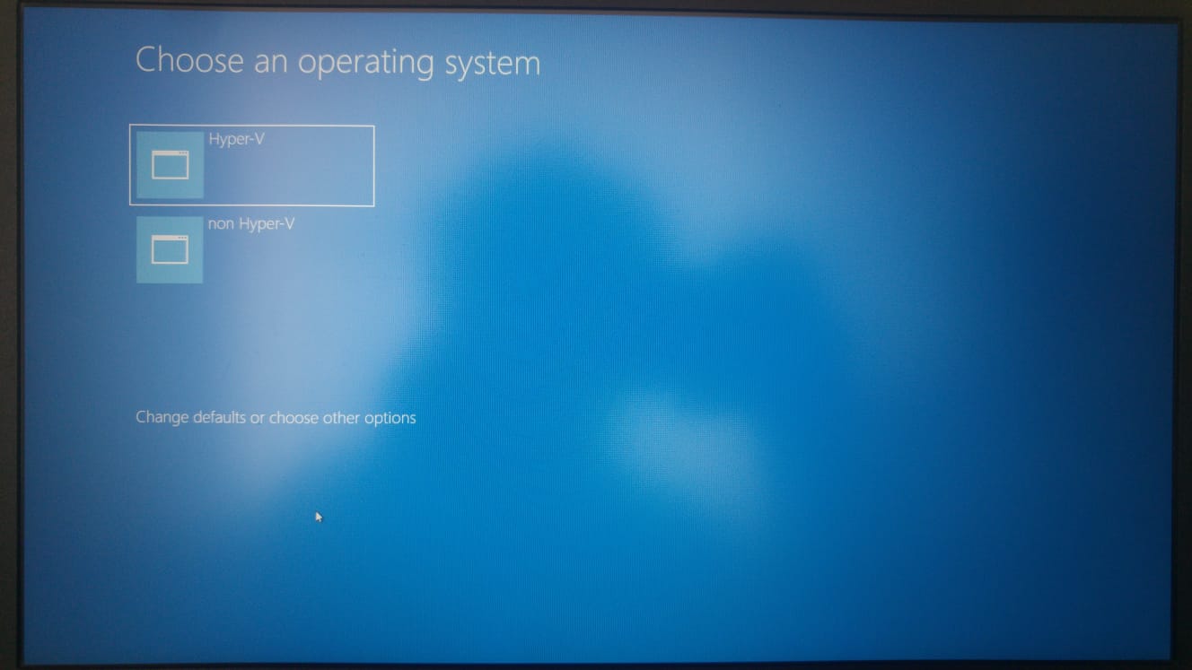 HYPER-V Blue Screen while starting windows10 2db7ff37-973c-4639-ada1-a09d69f3d9e6?upload=true.jpg