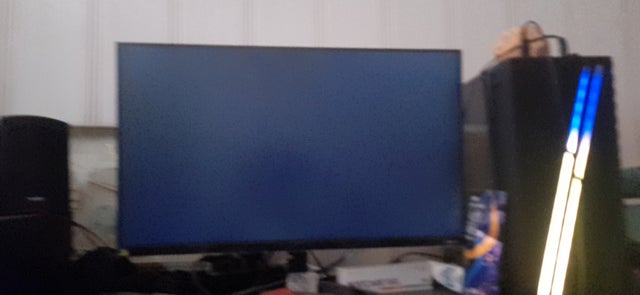 Windows 10 black screen when boot Spec: Samsung t2735f, Amd ryzn 3 vega 8 2200g 2jwapohyp4291.jpg