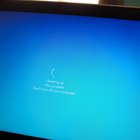 I restarted my laptop to apply an update, and came back to this, never seen it before, what... 2quTZuGzS10zseloie6F6rG4CS0yNoiefogCm7MDmeo.jpg