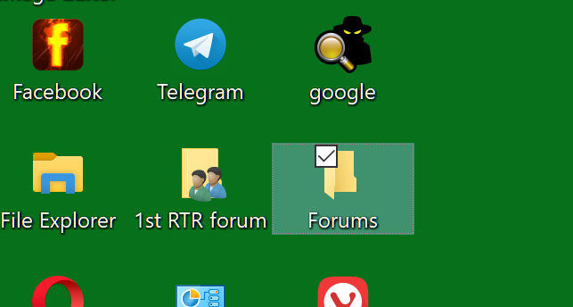 I have these white boxes appearing infront of my desktop icons. 317281d1612284448t-desktop-icons-white-box-tick.png