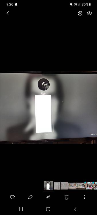 Windows 11 - Stuck at Log In Screen on New Device 342654d1628256485t-cannot-log-log-screen-stuck-screenshot_20210806-092634_gallery.jpg