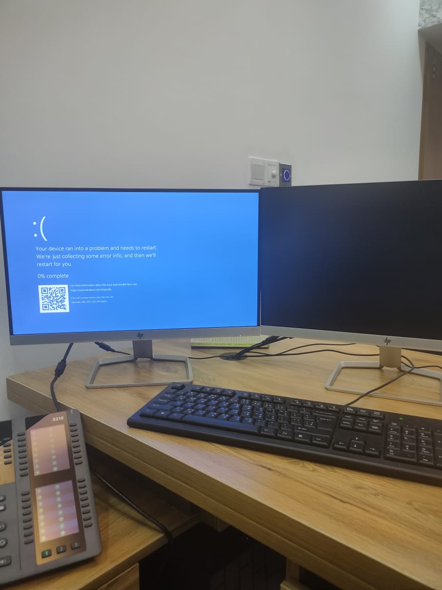 Windows 10 "Your PC ran into a problem and needs to restart" 342bfbab-794f-42f8-8180-37bef50609b2?upload=true.jpg