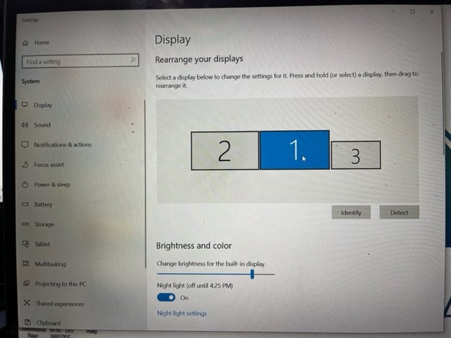 Windows 11 issue with main display monitor - Multiple Monitors and the min display mouse... 351457d1636838247t-multiple-monitors-display-issue-display-picture-1.jpg