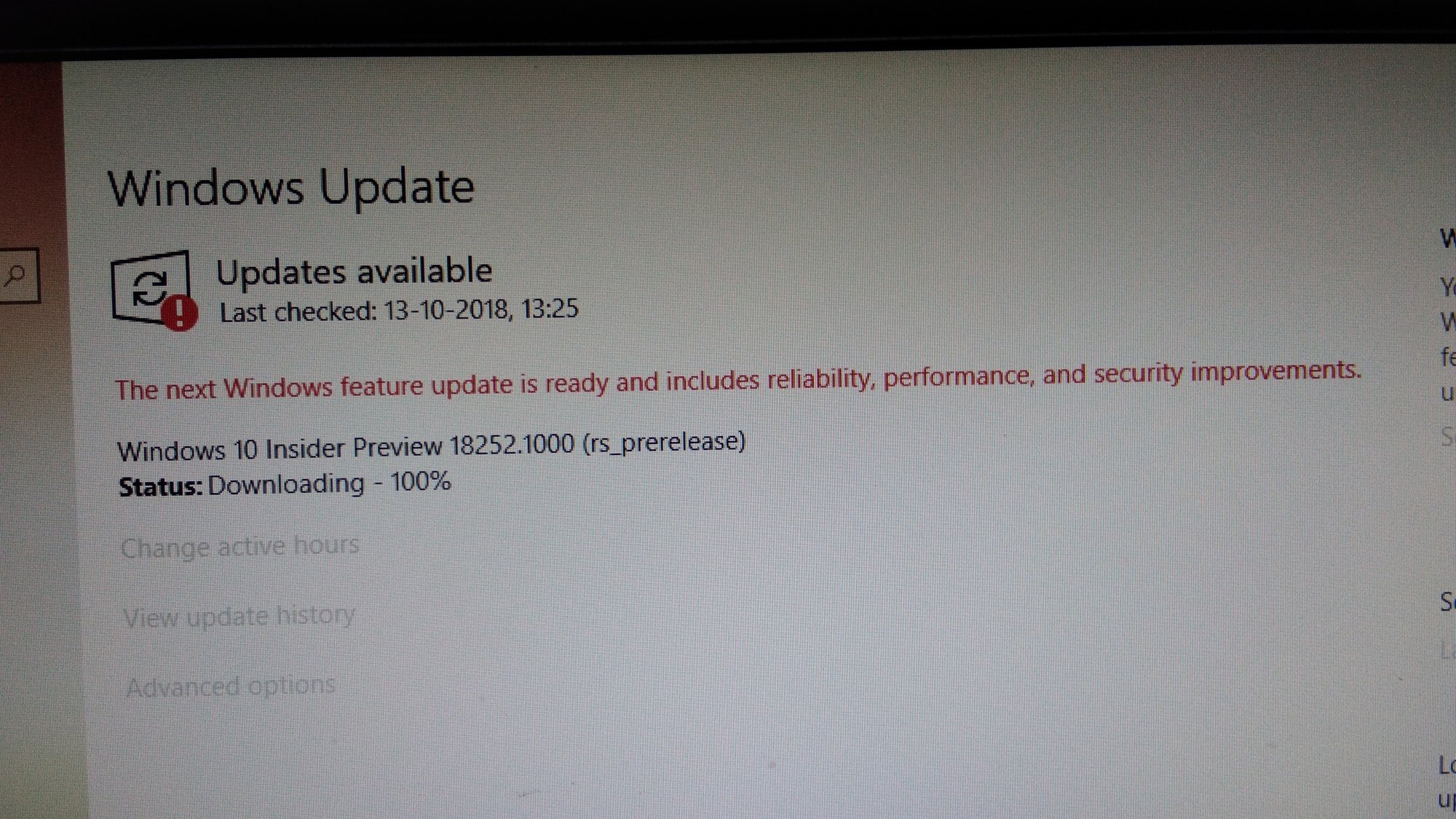 Windows 10 October Update download problem 3b7f4ae0-327c-4bb5-a32d-021e17f6cb12?upload=true.jpg