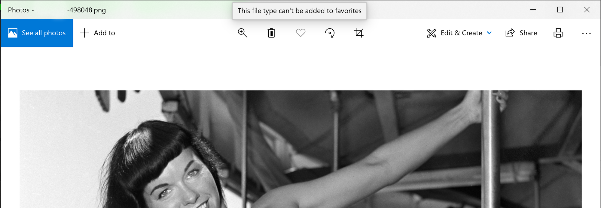 "This file type can't be added to favorites"  (for a .png image file) Windows 10 Photos App 3c625c6d-8cce-42ff-8c90-37b93f3ebf11?upload=true.png