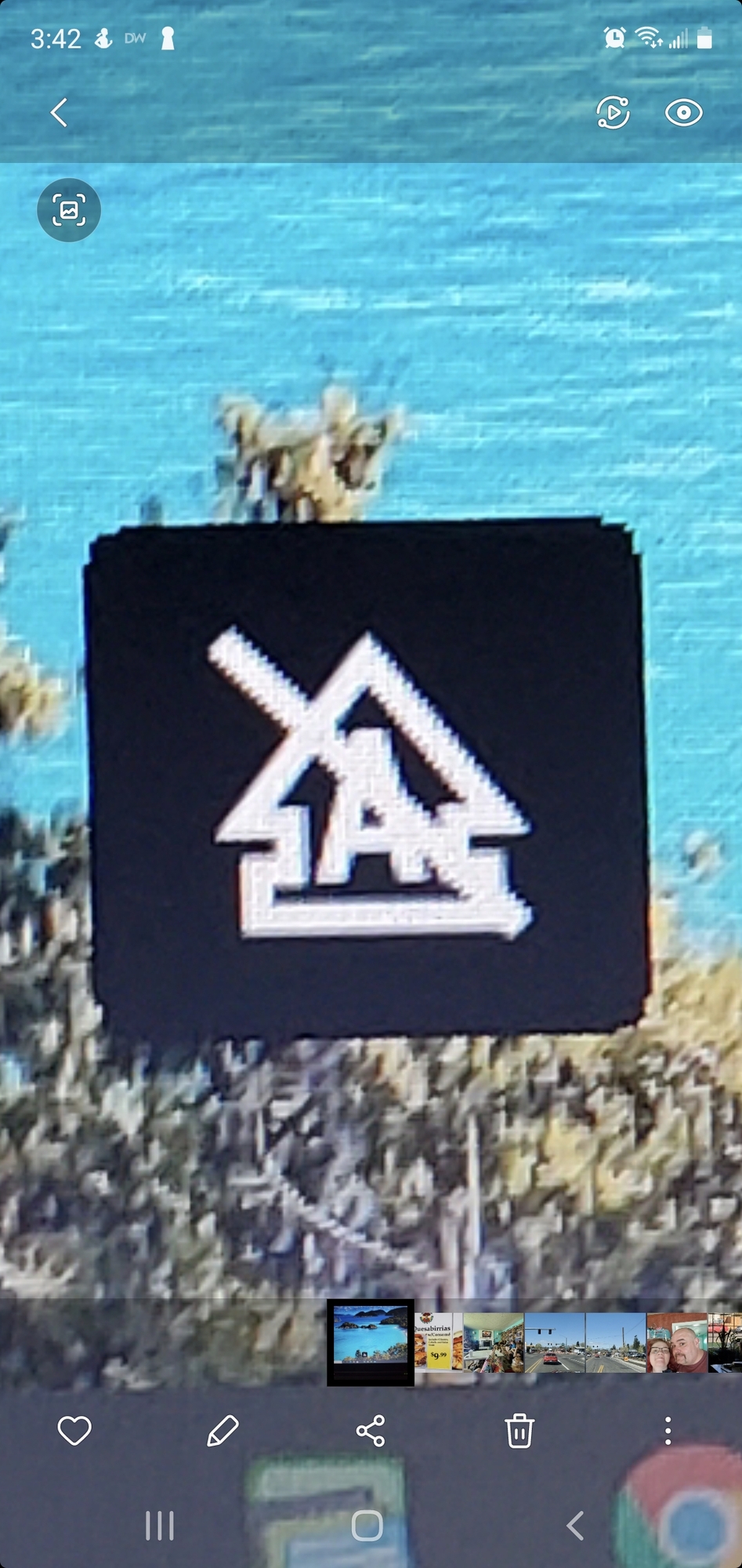 random icon popping up on desktop 3faa78e2-7fd6-4b86-bbb9-82daee3df56d?upload=true.jpg