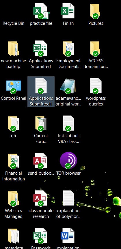 weird green checkmarks on short icons on the desktop 3ff6d047-ca0b-4681-b390-1a793ed29c4a?upload=true.jpg