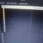 Help !! I switched to dark theme but don't know how to change text color to white cause i... 42KUdA3APjnKTR6y71pkCB1S8WM7ro-Thg4jVIwrCRE.jpg