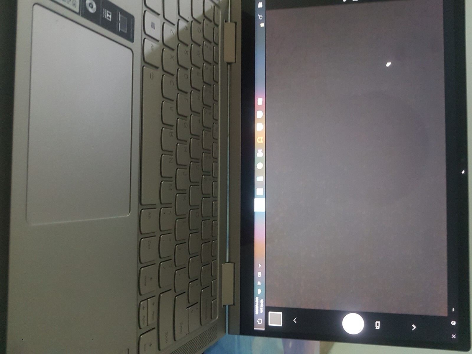 My Yoga C740's camera is showing black screen. 471c47a3-7ef3-4215-80fe-42793dab91b6?upload=true.jpg