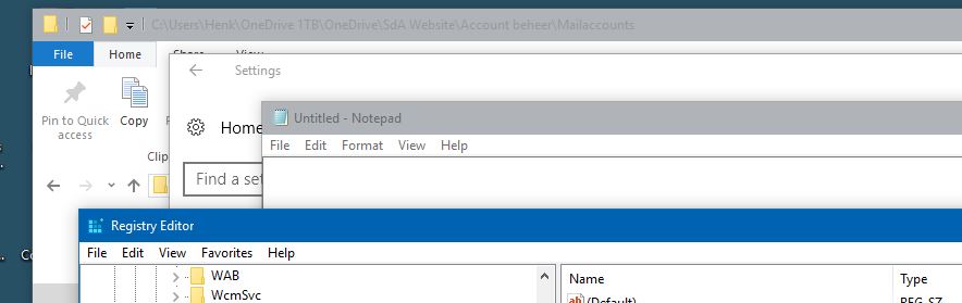 File Explorer title bar returned to old one 4ccf92f8-7e22-4c14-af6a-ab23c8aea1b6.jpg