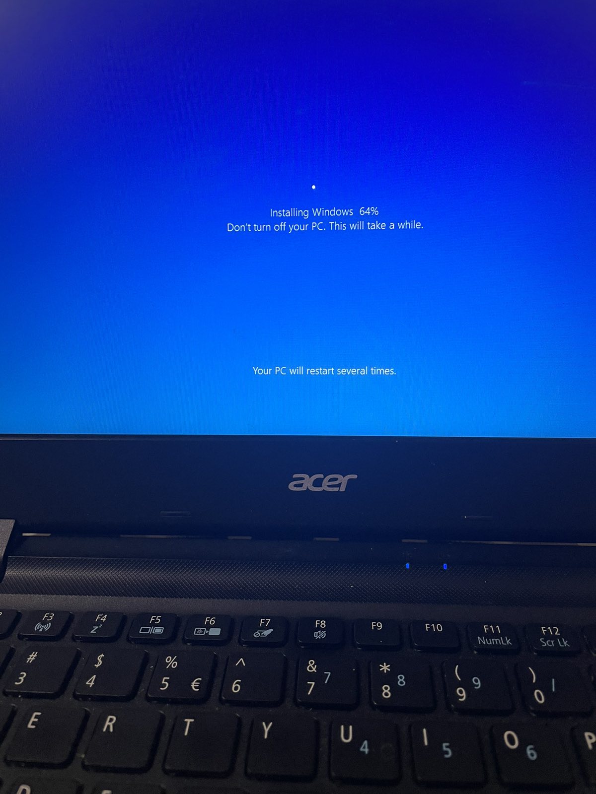 My windows 20 Laptop Reset Stuck at 20% and keeps on restarting :