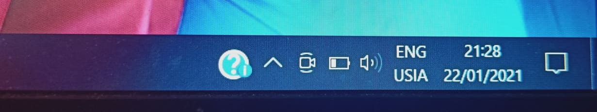 Internet and WiFi icon not showing on the taskbar. 66c0150a-6634-4c55-8af3-33244811c527?upload=true.jpg