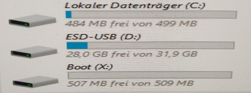 solved //GPT disk windows 10 tries to load windows from wrong 500mb partion it seems /... 66c15399-a3a7-4baf-8b24-c02a020a5e7d?upload=true.jpg