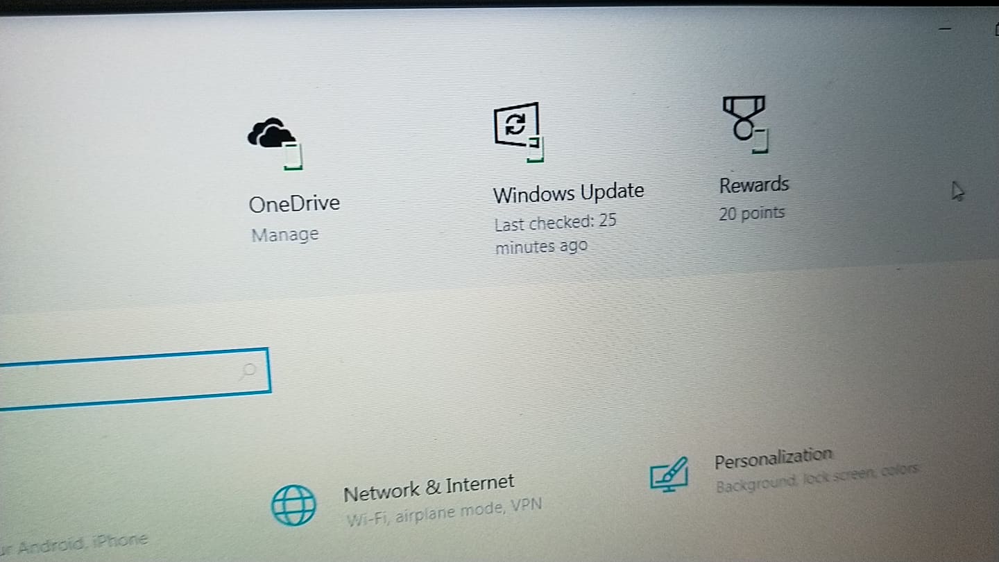 Why My Window's Setting Icon Got A Weird White Box ? 69a9b615-e4bb-4e2a-a5fc-9c043d19194e?upload=true.jpg