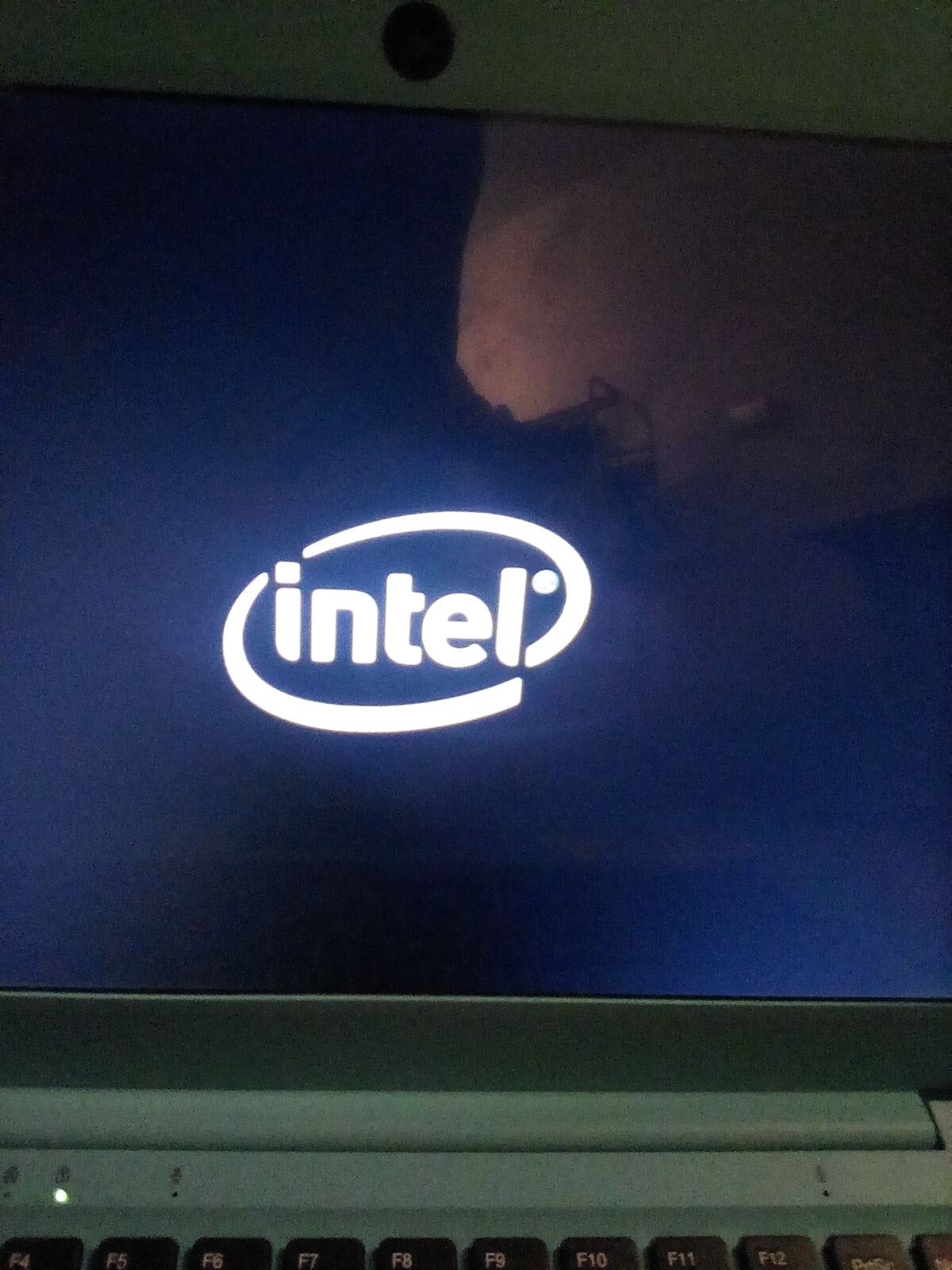 The turn on Intel screen 6d0e99be-e002-4bd6-9031-1a23550de8ba?upload=true.jpg