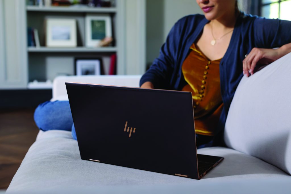13 devices that utilize the best of the Windows 10 October 2018 Update 6de70182063798120e3a47e355be23ea-1024x683.jpg