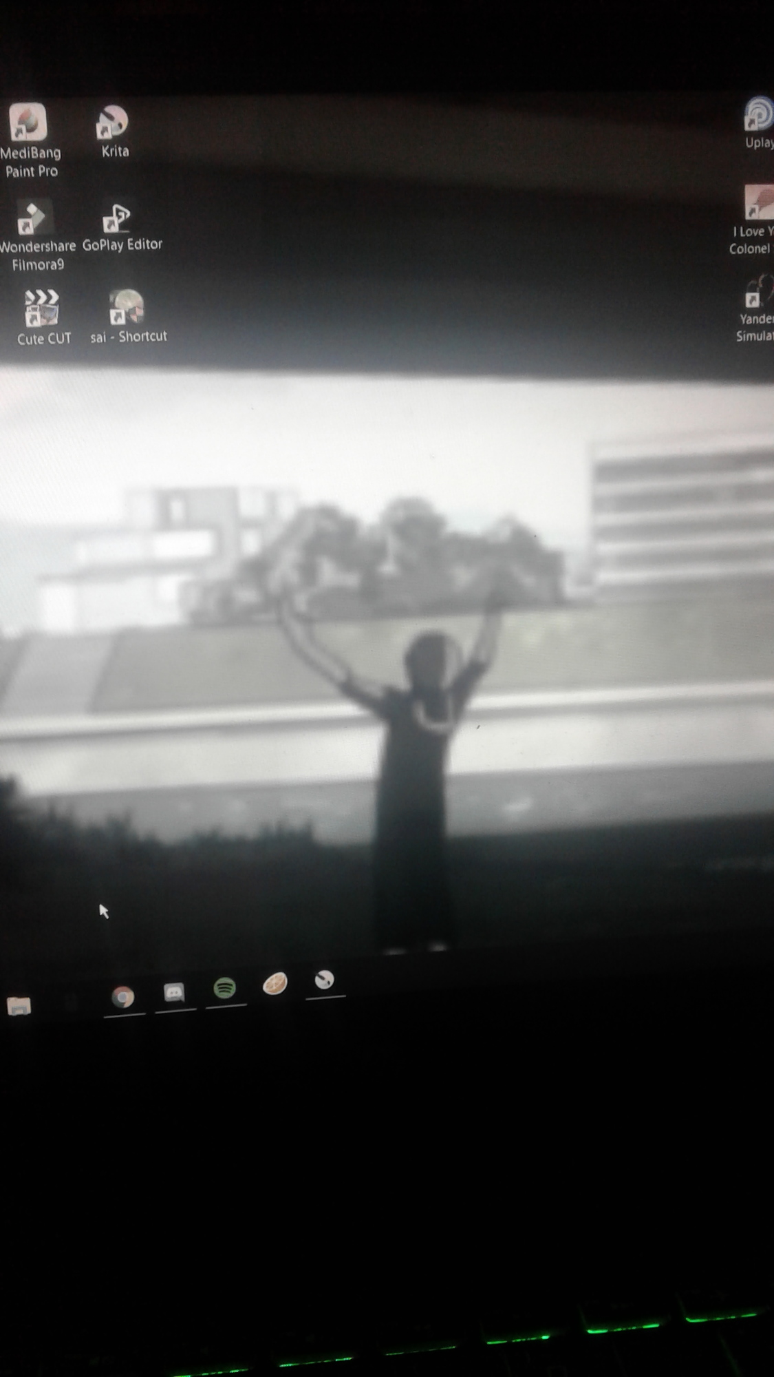 computer's screen randomly going grey whenever i'm drawing 6e0e1e98-81ea-4079-901e-1a57cbc664d5?upload=true.jpg