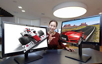 LG to expand lineup of UltraWide Monitors at CES 2019 7a_thm.jpg