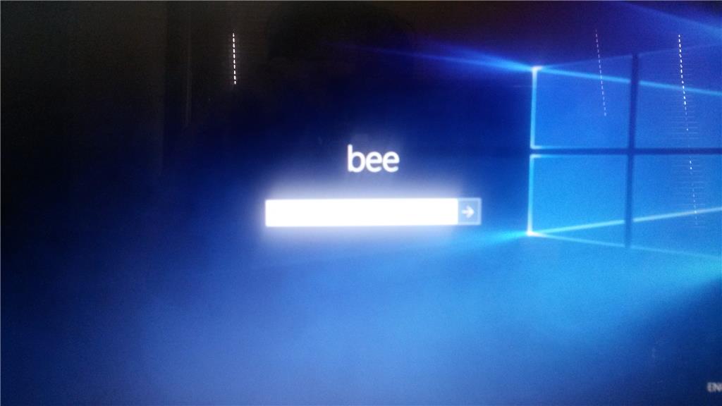 I can not logon to my  laptop it show message "the specified domain either does not exist... 7abae3d4-4d43-4236-a1c6-5c77ea34d5dd.jpg