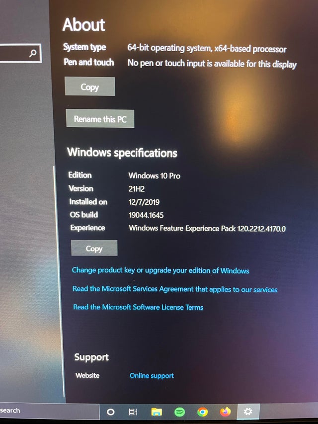 Windows (and all Microsoft apps) are dated as 2019, even though I just installed Windows... 7rk8lf7hy3u81.jpg