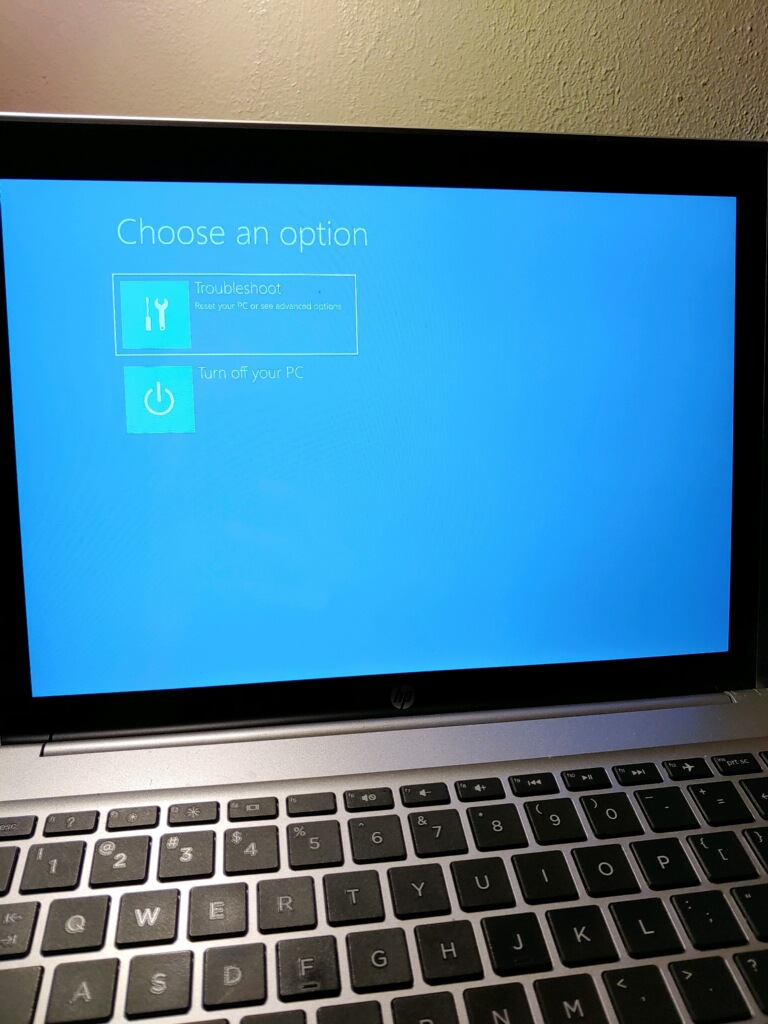 Blue Screen 814dd751-9aee-4b5b-bb7c-abc4ff34c72c?upload=true.jpg