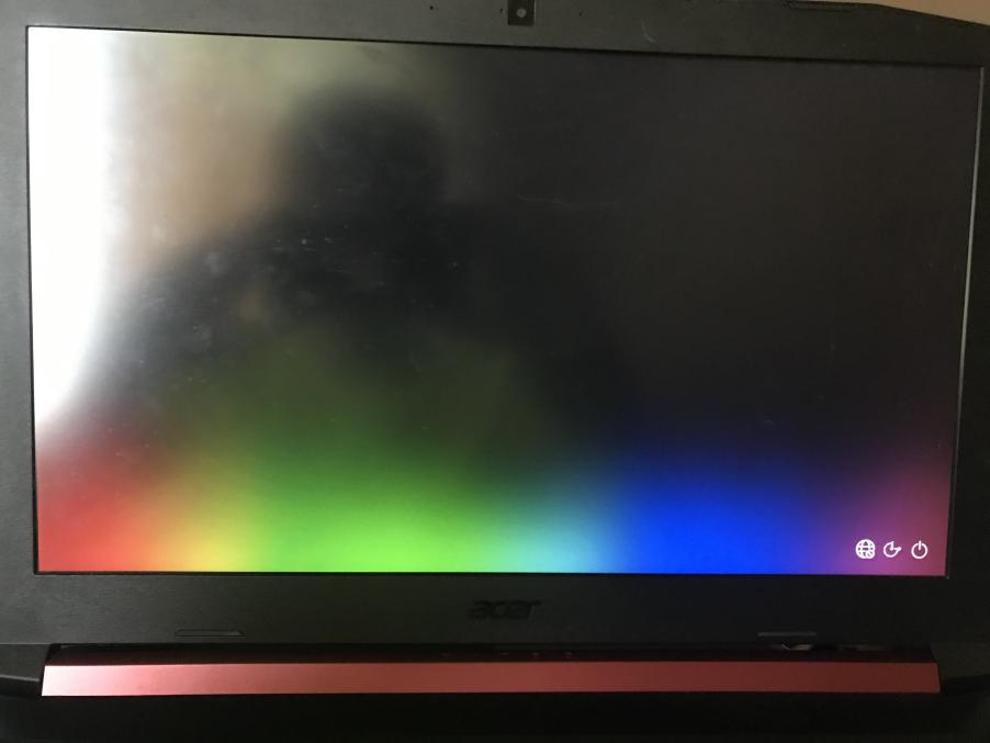 Labtop not loading up Has 3 Icons on the bottom right 83dc06b3-f568-416e-bb8a-a1e11e2c7715?upload=true.jpg