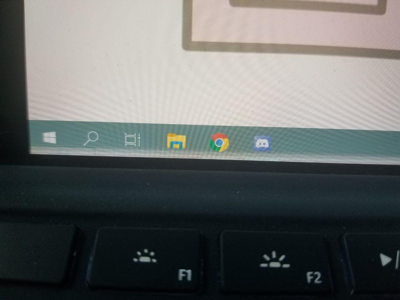 Display Issue/Weird Spacing/Gap Below Taskbar - Windows 10, Surface Pro 3 8f2f688c-c8df-4461-93c1-e81fda88f1e3?upload=true.jpg