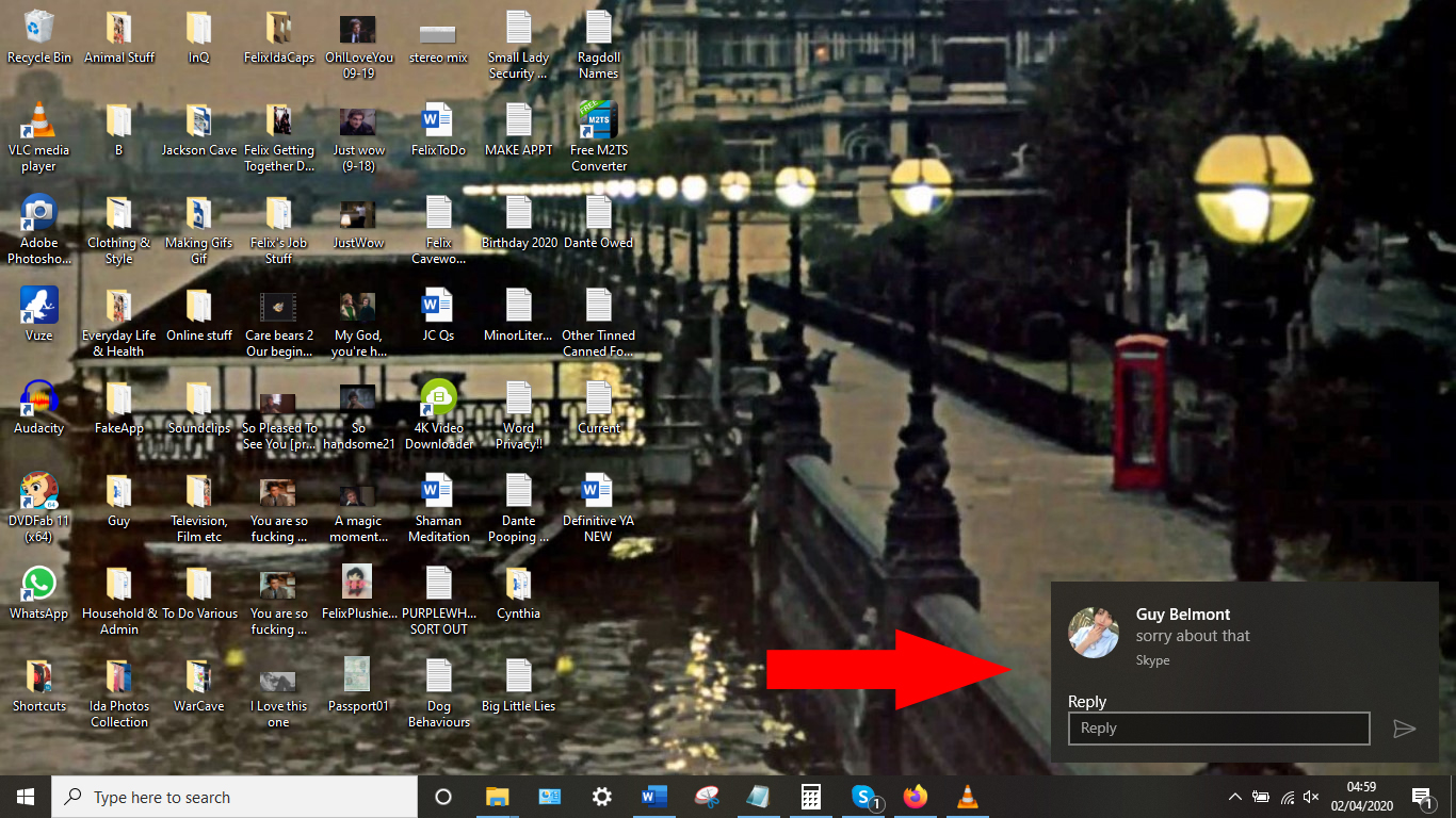 How can I stop messaging app responses popping up on my screen? 9867f21c-98a5-4f90-b5b4-8e6933769aba?upload=true.jpg
