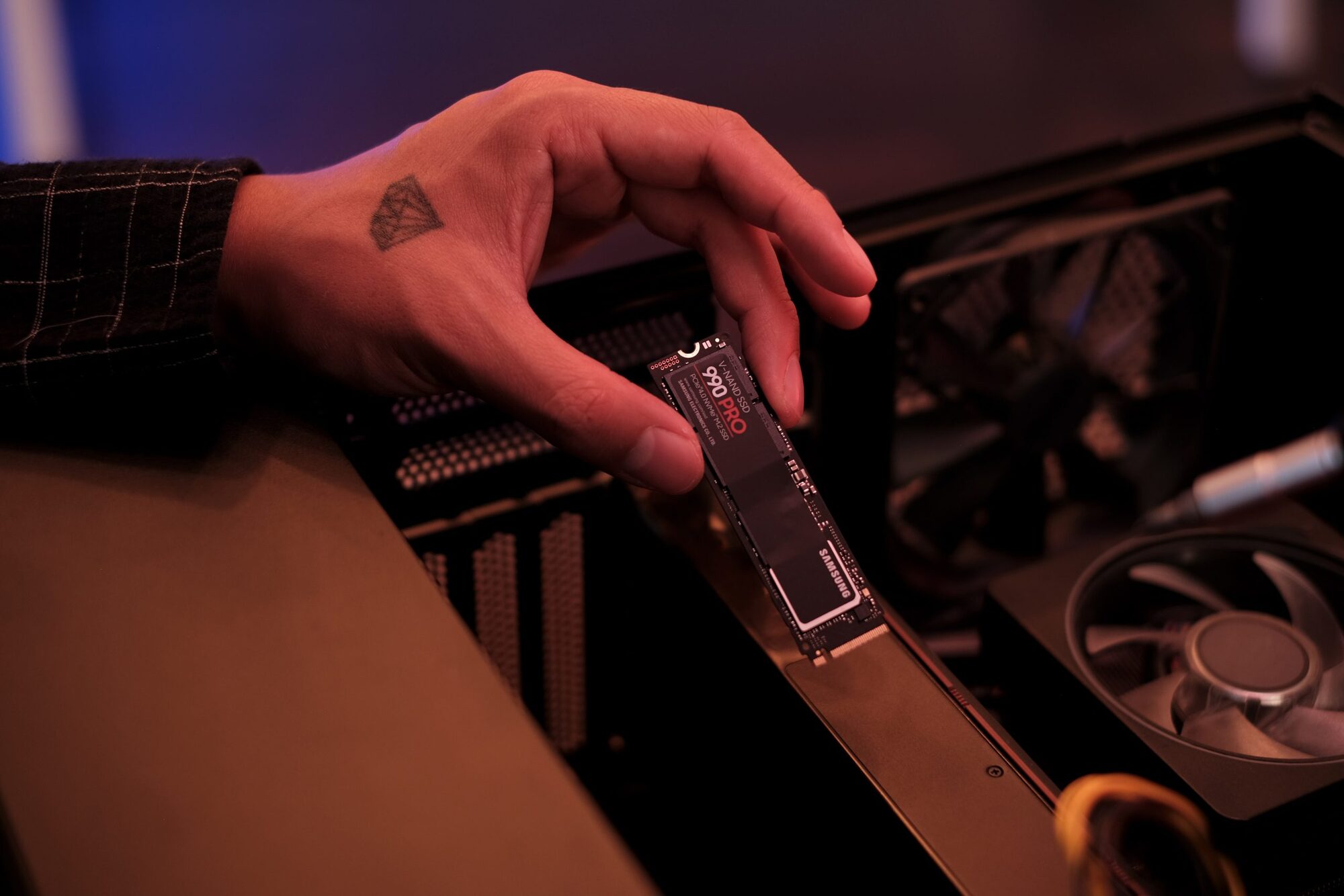 990 PRO WITH HEATSINK PROBLEM 990-PRO_4-scaled.jpg